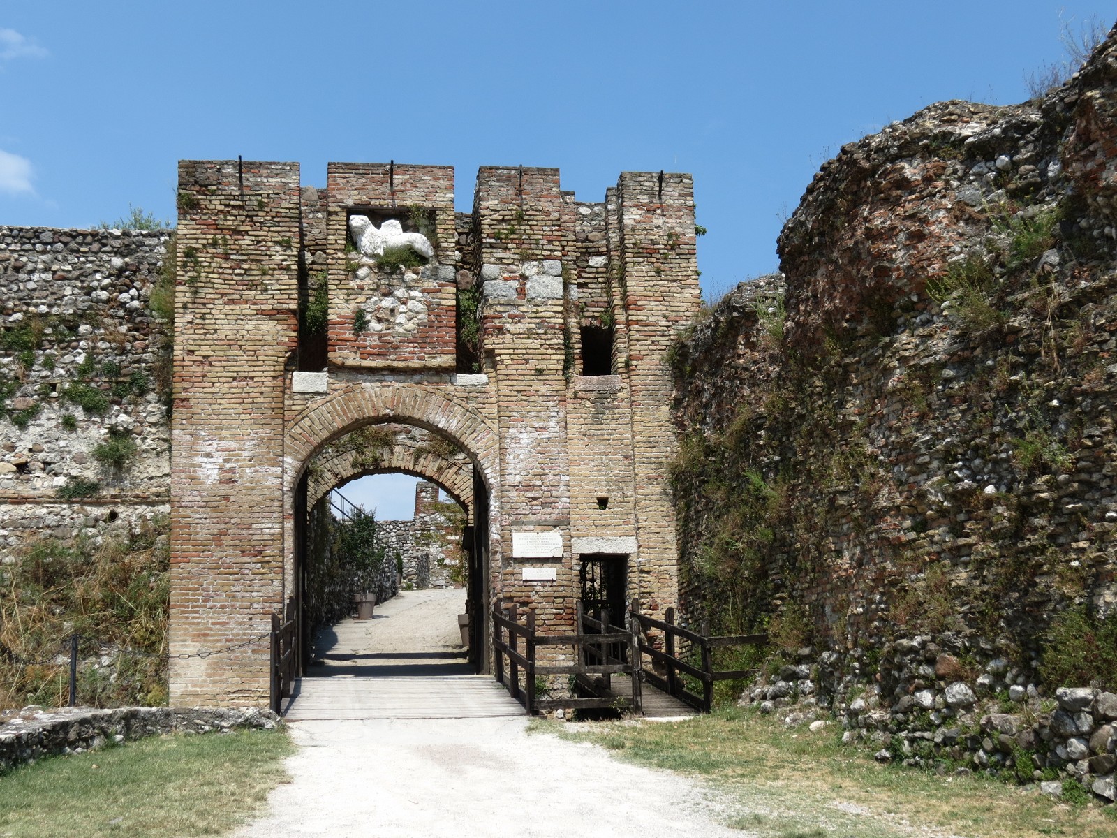Rocca Di Lonato Castle